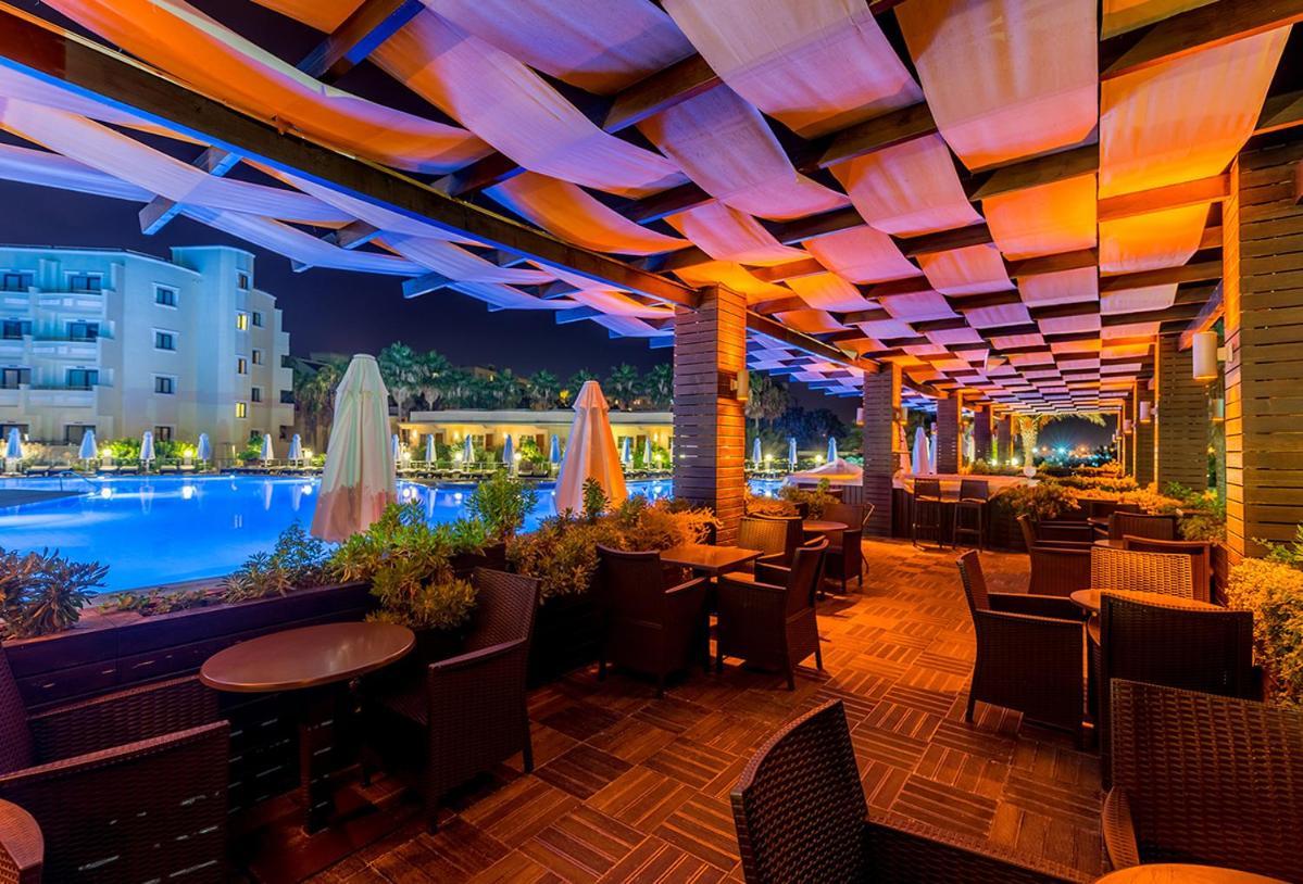 Vuni Palace Luxury Resort & Beach & Casino Kyrenia  Eksteriør billede
